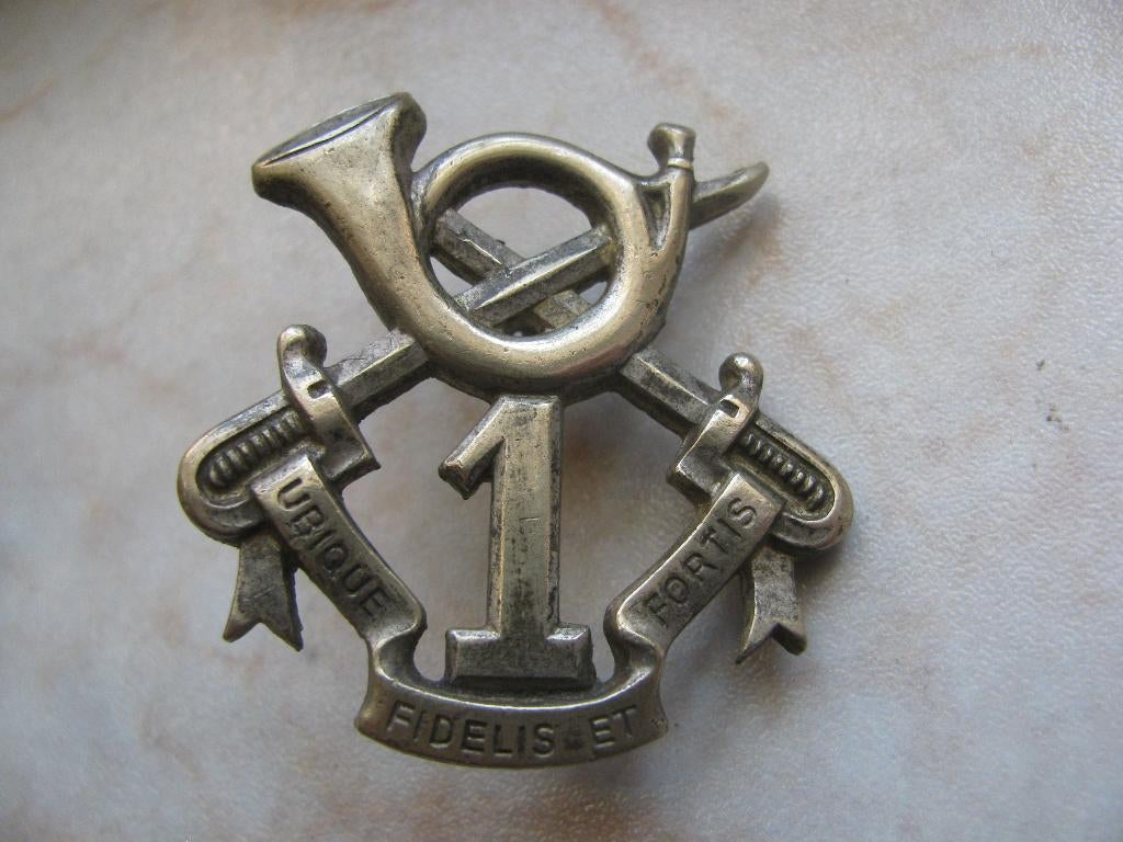 Metalen Embleem - 1ste Regiment Jagers te Paard / België, Verzamelen, Verzenden, Landmacht, Overige gebieden, Embleem of Badge