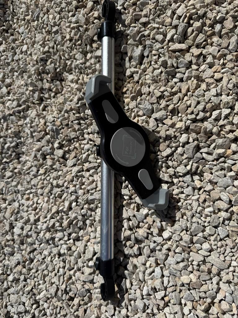iPad houders standaard voor in de auto, 2 stuks, Ophalen of Verzenden, Gebruikt, In diepte verstelbaar