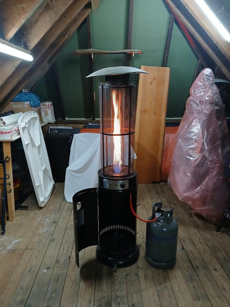 2x Terrasverwarmer / Flameheater op gas, Tuin en Terras, Terrasverwarmers, Ophalen, Gebruikt, Gas, Vloer
