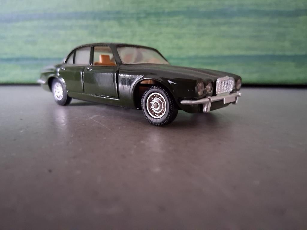 Jaguar XJ 12 - Groen Diecast Modelauto, Ophalen of Verzenden, Gebruikt, Auto, Dinky Toys