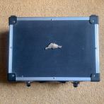 Afsluitbaar kofferje, Gebruikt, Hard kunststof, Slot, Minder dan 50 cm