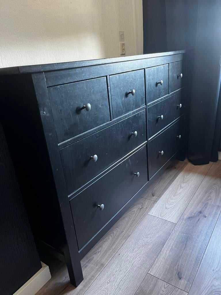 Zwarte Hemnes ladekast met 8 lades, Huis en Inrichting, Kasten | Ladekasten, Ophalen, Gebruikt, 100 tot 150 cm, 5 laden of meer