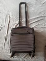 Nieuwe cabin size reiskoffer met wieltjes, 40 tot 60 cm, 30 cm of meer, Zwart, Nieuw