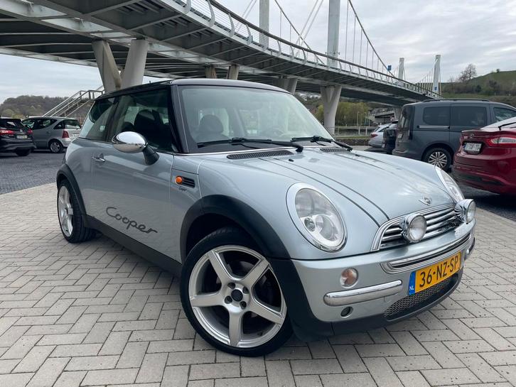 Mini 1.6 16V Cooper 2004 Grijs APK 04-2027, Auto's, Mini, Particulier, Cooper, ABS, Airbags, Airconditioning, Climate control