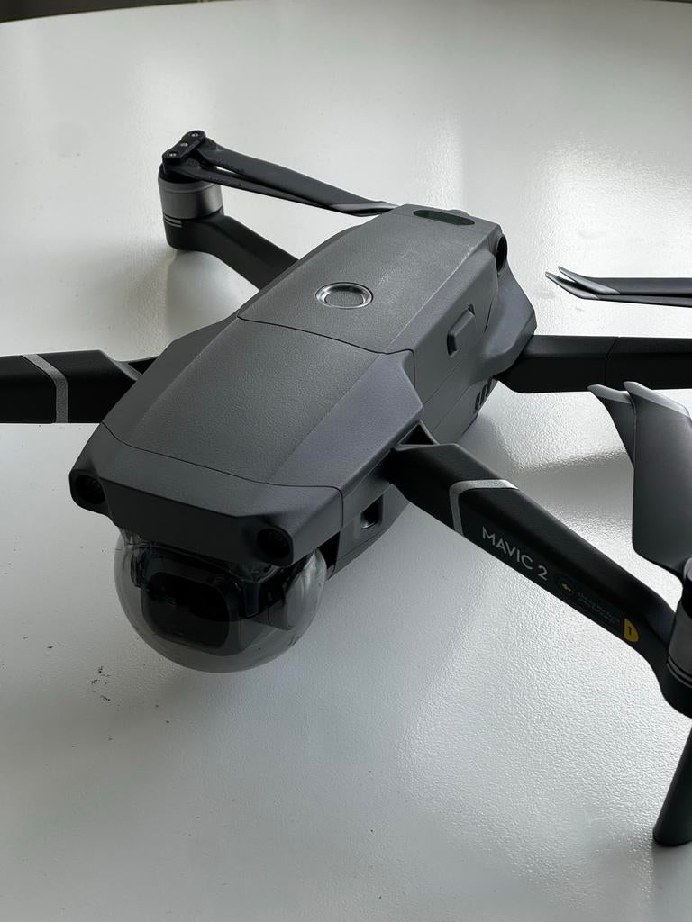 DJI Mavic 2 Pro (lege batterijen), Gebruikt, 30 tot 45 minuten, Cameradrone, 5 tot 10 kilometer