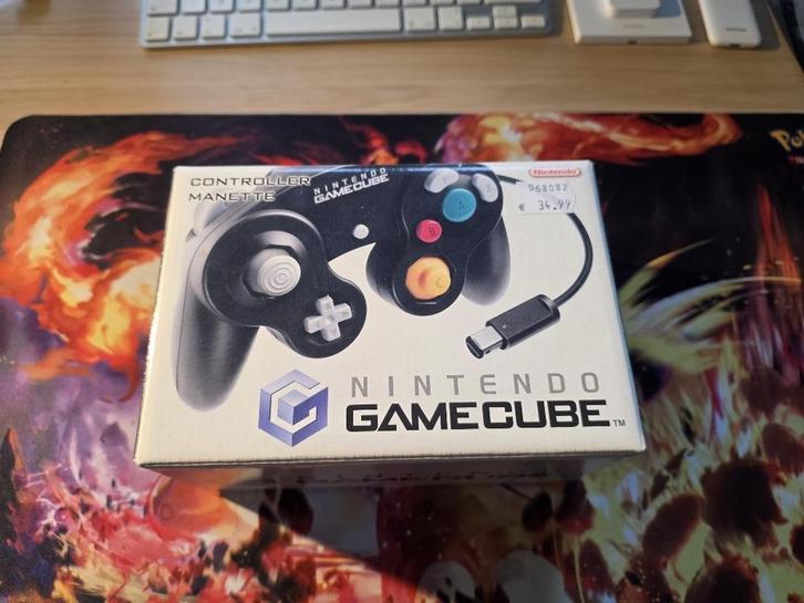 Nintendo Gamecube zwart controller met doos en binnendoos, Spelcomputers en Games, Spelcomputers | Nintendo Consoles | Accessoires