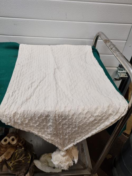 tafelloper katoen met knotsen, Ophalen of Verzenden, 'T Olde Gre-j, Info@toldegrej.nl, Endepoelstraat 20f Didam