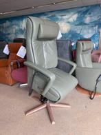 Prominent luxe  sta op stoel relax fauteuil met verwarming, Ophalen of Verzenden, Zo goed als nieuw, Leer, Gratis bezorging regio Utrecht met garantie