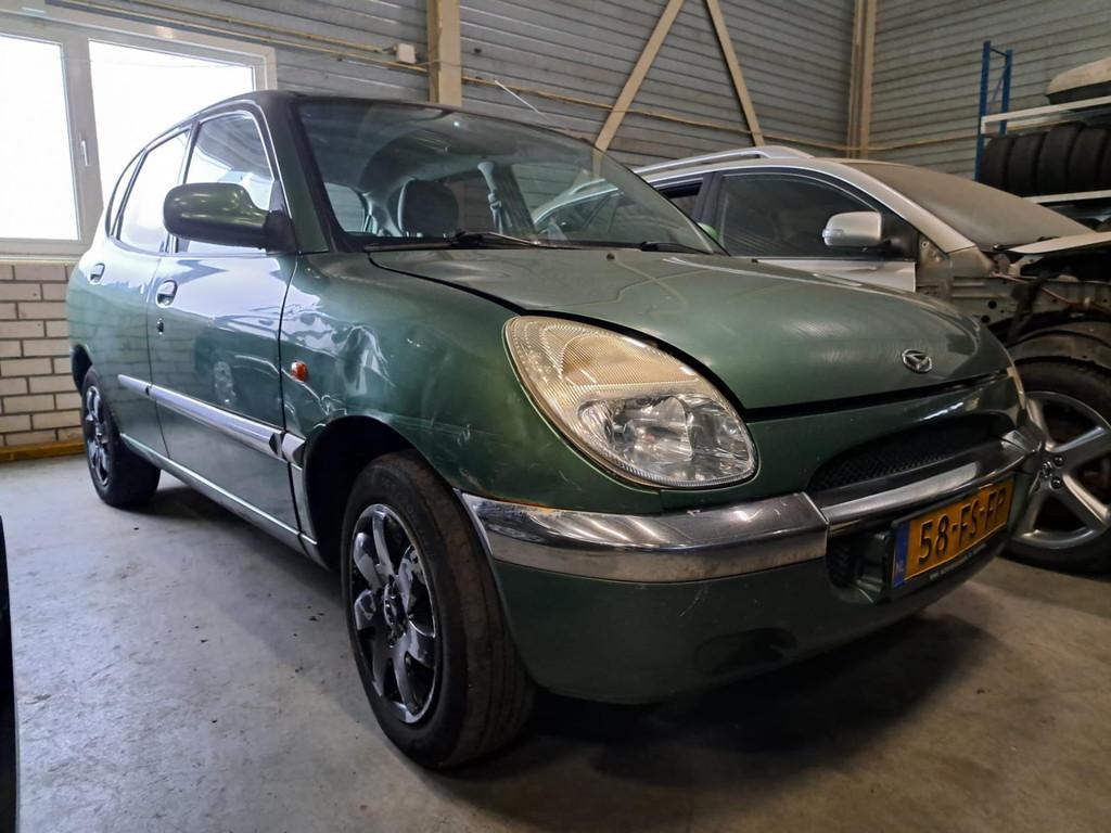 Daihatsu Sirion 1.0-12V XTi, Auto's, Daihatsu, Stof, Gebruikt, Handgeschakeld, Grijs