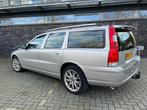 Volvo V70 2.4 140PK 2007 Grijs, Auto's, Voorwielaandrijving, 1800 kg, Stationwagon, Zilver of Grijs