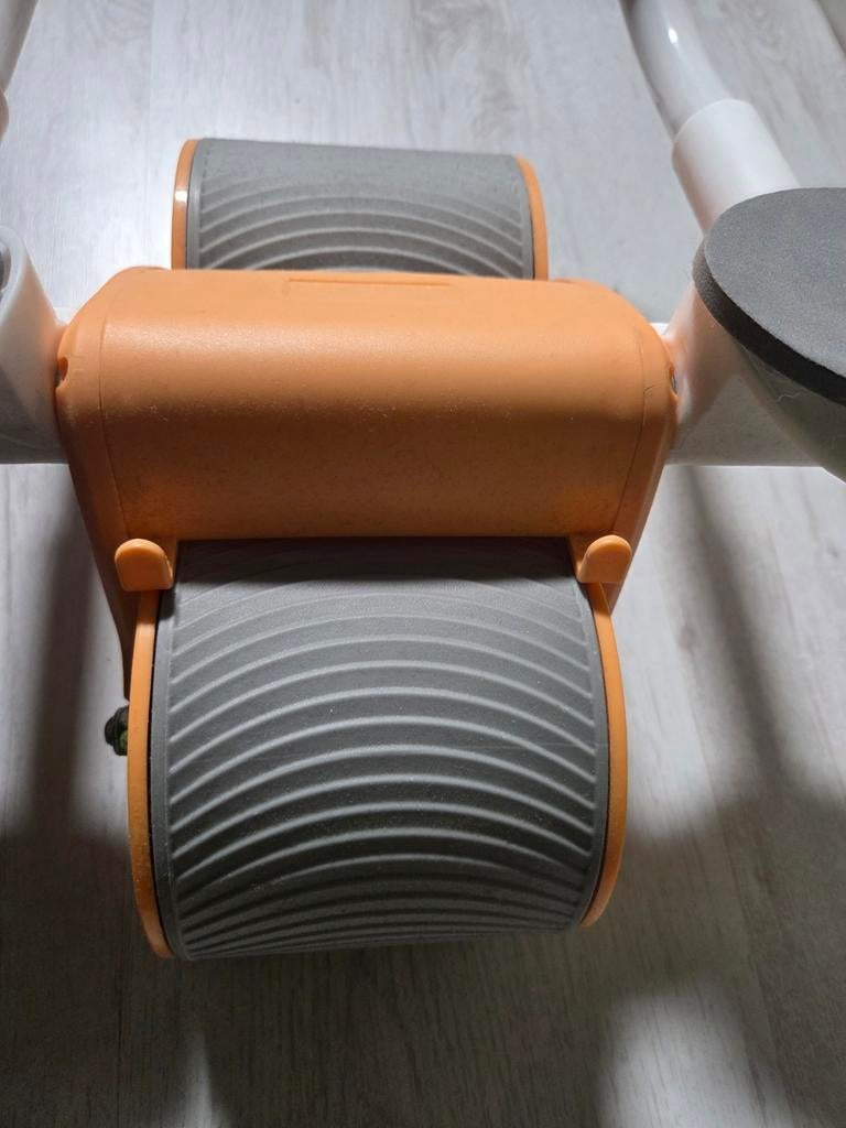 Ab roller, Sport en Fitness, Ophalen of Verzenden, Buikspierwiel
