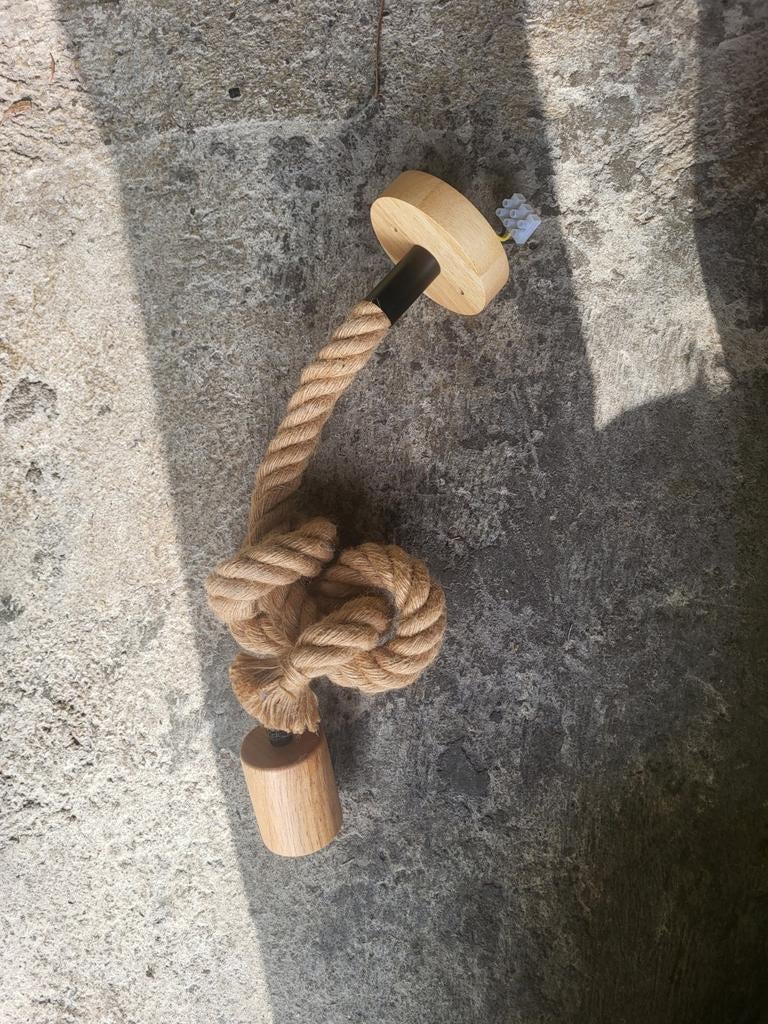 Knoop touwlamp, Ophalen