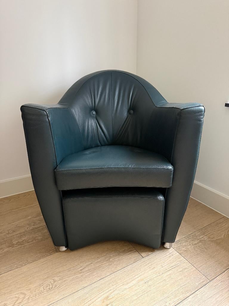 Leolux Carabita fauteuil met hocker Donkergroen Leer, Ophalen, Zo goed als nieuw, Leolux, 50 tot 75 cm