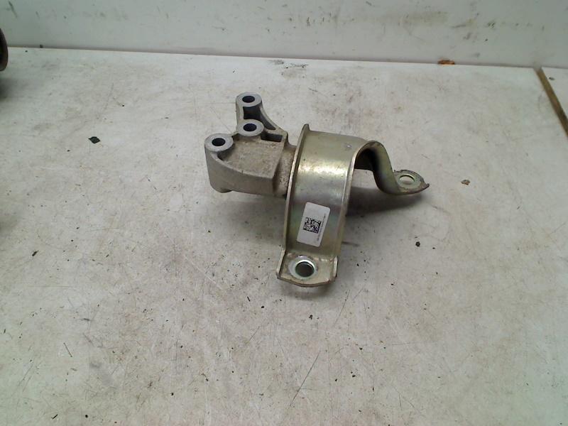 Motorsteun Fiat 500 (312) (2007-07/..) 51792716, Auto-onderdelen, Motor en Toebehoren, FCA Germany GmbH, Gebruikt, IPC D1-09 Bahnhofsplatz, Rüsselsheim am Main 65423, , Duitsland