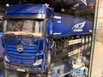 nieuwe  Tamiya 1/14 truck combinatie met verlichting en, Schaal 1:14, Zo goed als nieuw, Auto onroad, RTR (Ready to Run)