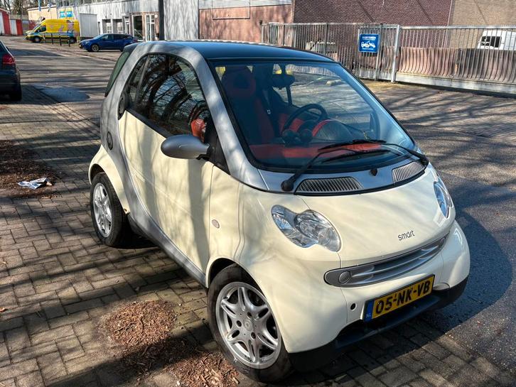 Smart 0.7 City Coupe 45KW AUT 2003 Grijs, Auto's, Smart, Particulier, ForTwo, Benzine, A, Hatchback, Automaat, Origineel Nederlands
