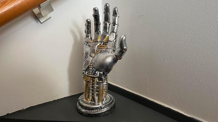 Cyberpunk Robot Hand Controller Stand, Spelcomputers en Games, Spelcomputers | Overige Accessoires, Ophalen of Verzenden