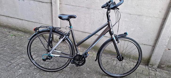 Dames / trekkingfiets koga roadrunner nieuwstaat, Fietsen en Brommers, Fietsen | Dames | Sportfietsen en Toerfietsen, Zo goed als nieuw