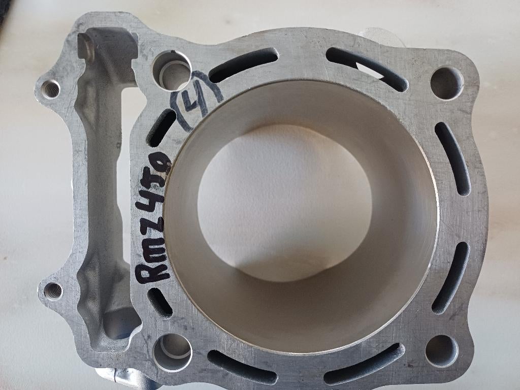 Nieuwe cilinder Suzuki rmz 450 viertakt crossmotor, Motoren, Ophalen, Nieuw