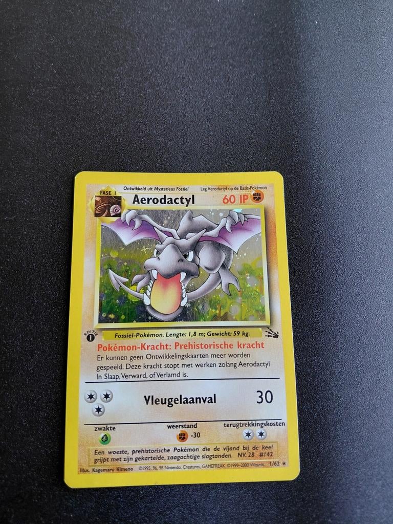 Aerodactyl Fossil First Edition Nederlands Pokémon Kaar, Ophalen of Verzenden, Zo goed als nieuw, Losse kaart