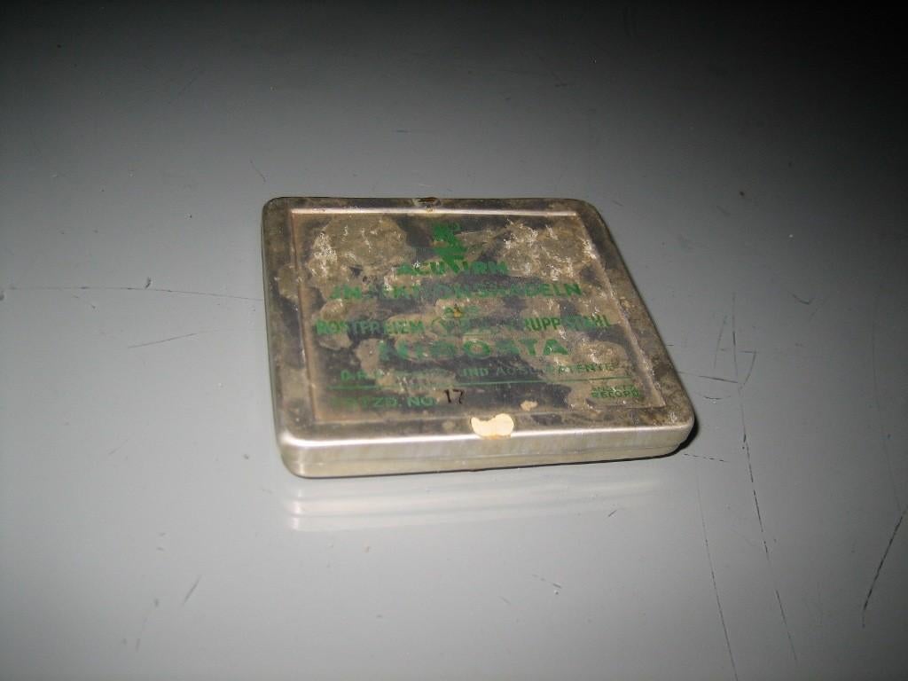 Vintage ACUFIRM Box with stainless steel injection needles, Ophalen of Verzenden