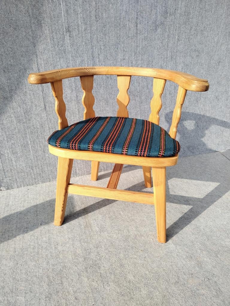 Stoel, Henning Kjaernulf, Gebruikt, Minder dan 75 cm, Ophalen of Verzenden, X