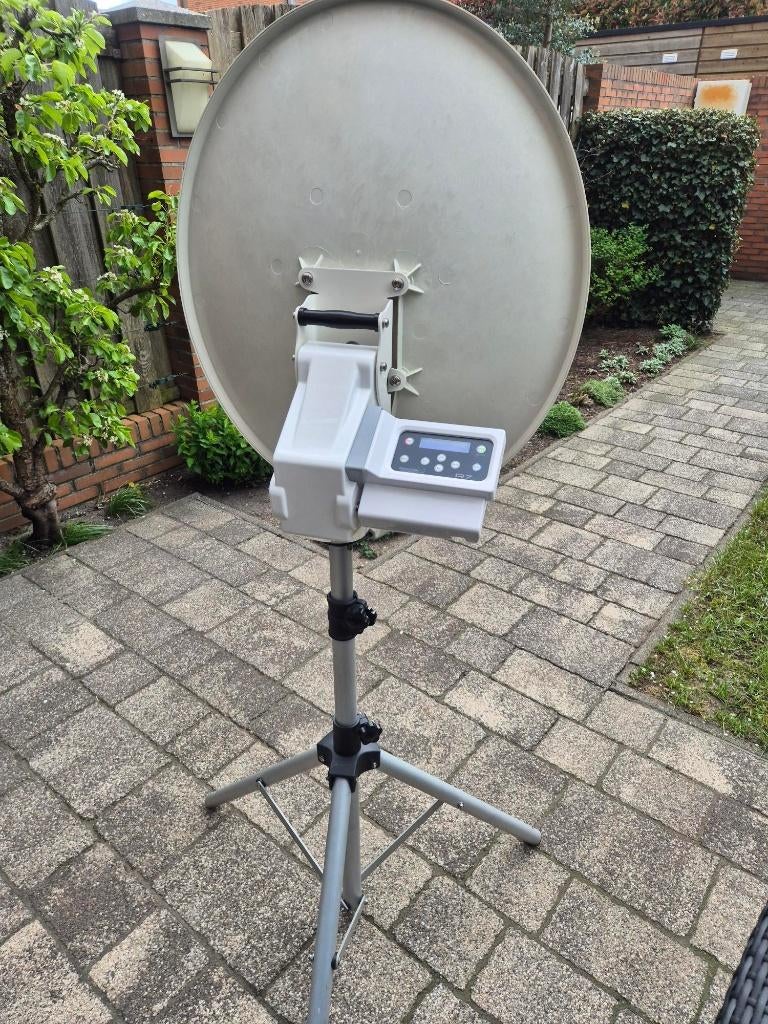 TravelVision R7 volautomatische schotel - 65 cm, Audio, Tv en Foto, Schotelantennes, Ophalen, Gebruikt, (Schotel)antenne, Overige merken