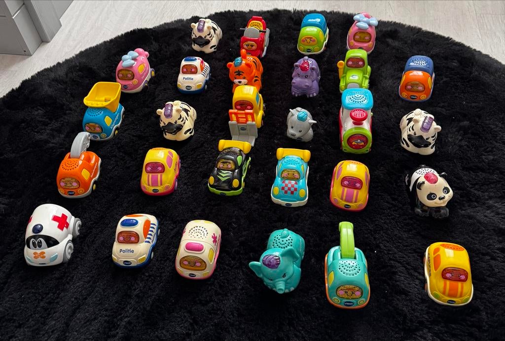 Grote partij VTech Toet Toet met 28 auto's en banen, Ophalen of Verzenden, Gebruikt, 6 maanden tot 2 jaar