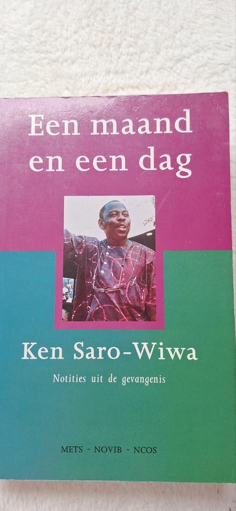 K. Saro-Wiwa - Een maand en een dag, Verzenden, Zo goed als nieuw, K. Saro-Wiwa