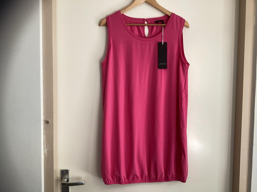 Yesta top maat 46 viscose/elastan met elastiek in zoom, Ophalen of Verzenden, Nieuw, Roze, Shirt of Top