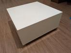 Laag wit kubus tafeltje - Salontafel/Bijzettafel, Ophalen, Minder dan 50 cm, Gebruikt, Vierkant