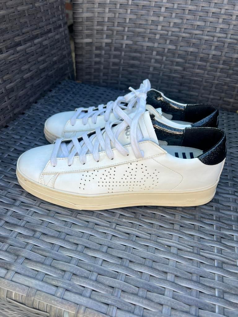 P448 sneakers mt 39, zgan, Kleding | Dames, Schoenen, Wit, Ophalen of Verzenden, Sneakers of Gympen, Zo goed als nieuw