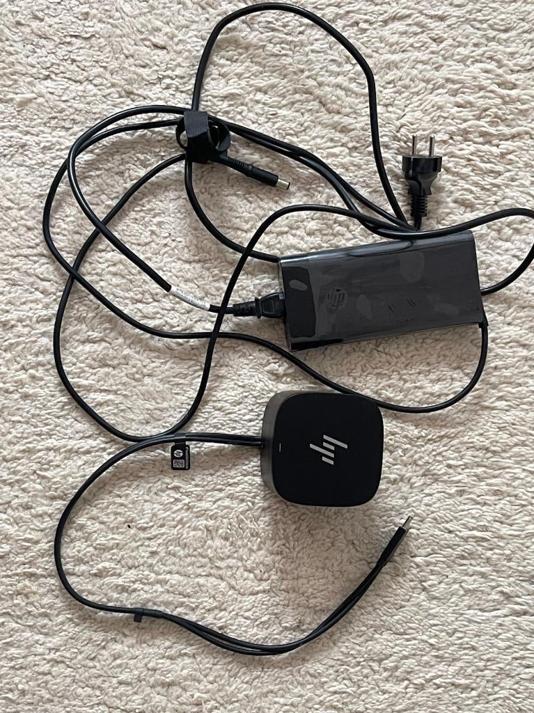 HP Thunderbolt Dock 230W G2, Computers en Software, Dockingstations, Ophalen of Verzenden, Zo goed als nieuw, Docking station