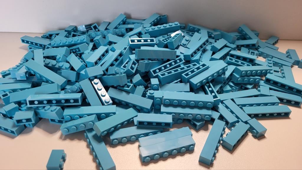 Lego bricks medium azure, Kinderen en Baby's, Speelgoed | Duplo en Lego, Zo goed als nieuw, Lego, Losse stenen, Verzenden