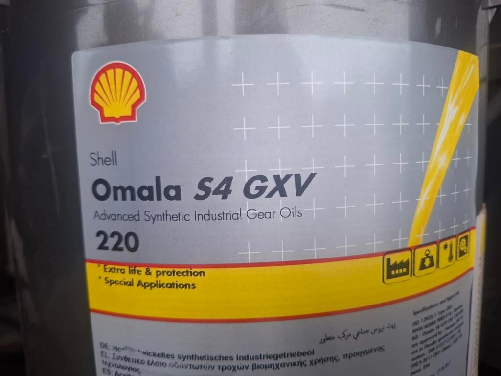 Nieuwe 20 liter vaten Shell Omala S4 GXV 220 gear olie, Ophalen, Nieuw