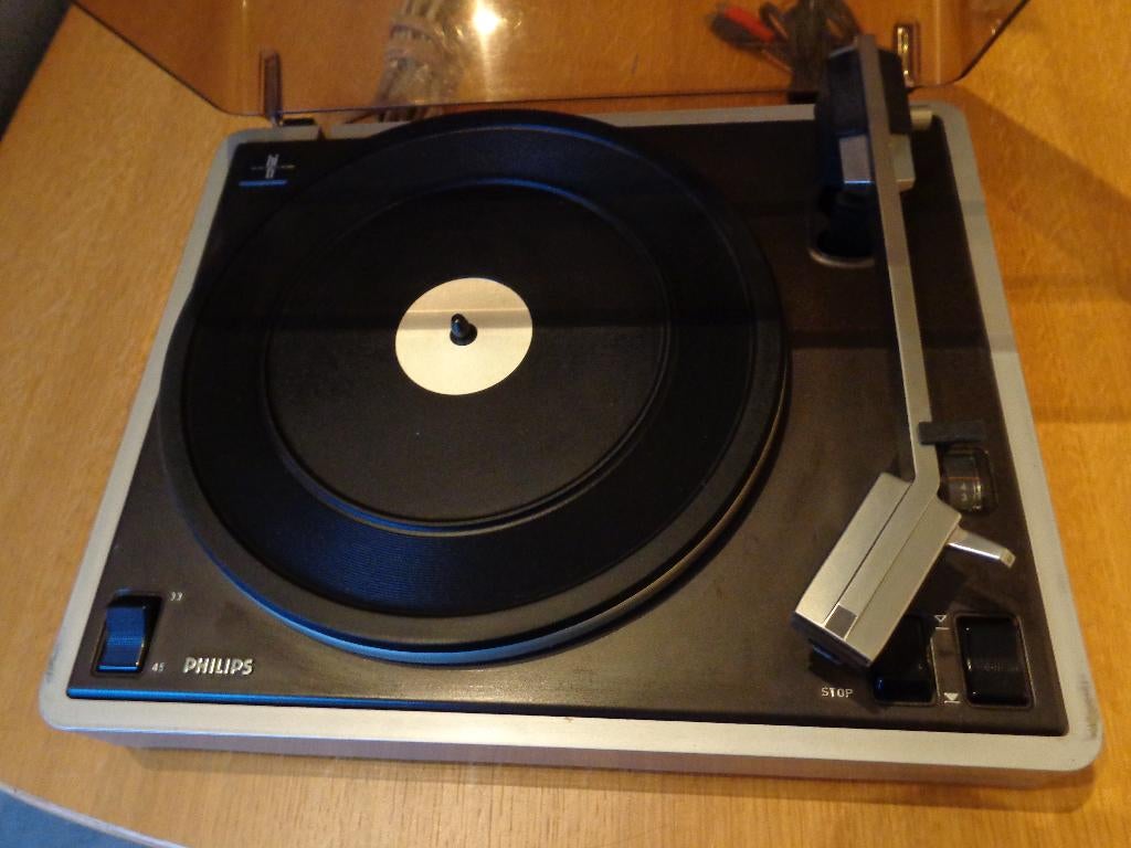 Vintage Philips platenspeler, Audio, Tv en Foto, Platenspelers, Ophalen of Verzenden, Gebruikt, Platenspeler, Philips