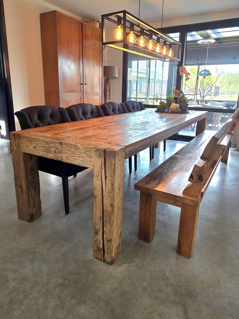 Robuuste eettafel en bank van oude wagondelen 320x98, Huis en Inrichting, Tafels | Eettafels, Ophalen