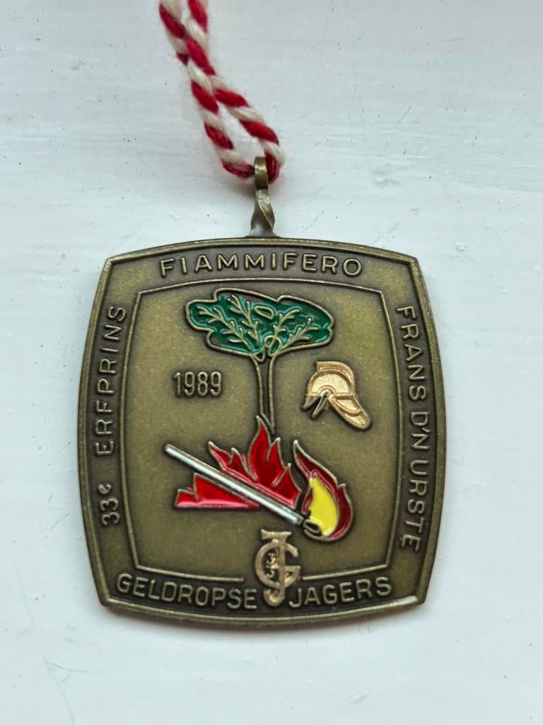 Geldropse Jagers Fiammifero 1989, Ophalen of Verzenden, Zo goed als nieuw, Overige kleuren, Overige materialen