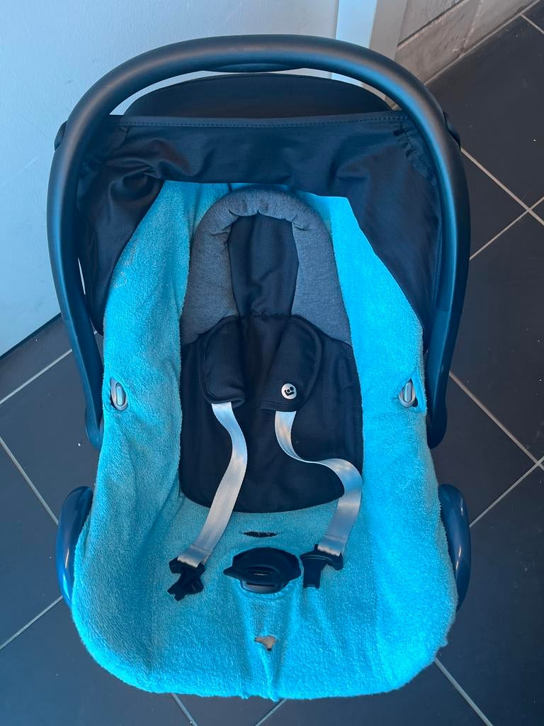 Maxi-Cosi met adapters en Meyco voetenzak, Ophalen, 0 t/m 13 kg, Maxi-Cosi, Gebruikt