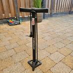 Fietsenpomp Dunlop, Ophalen