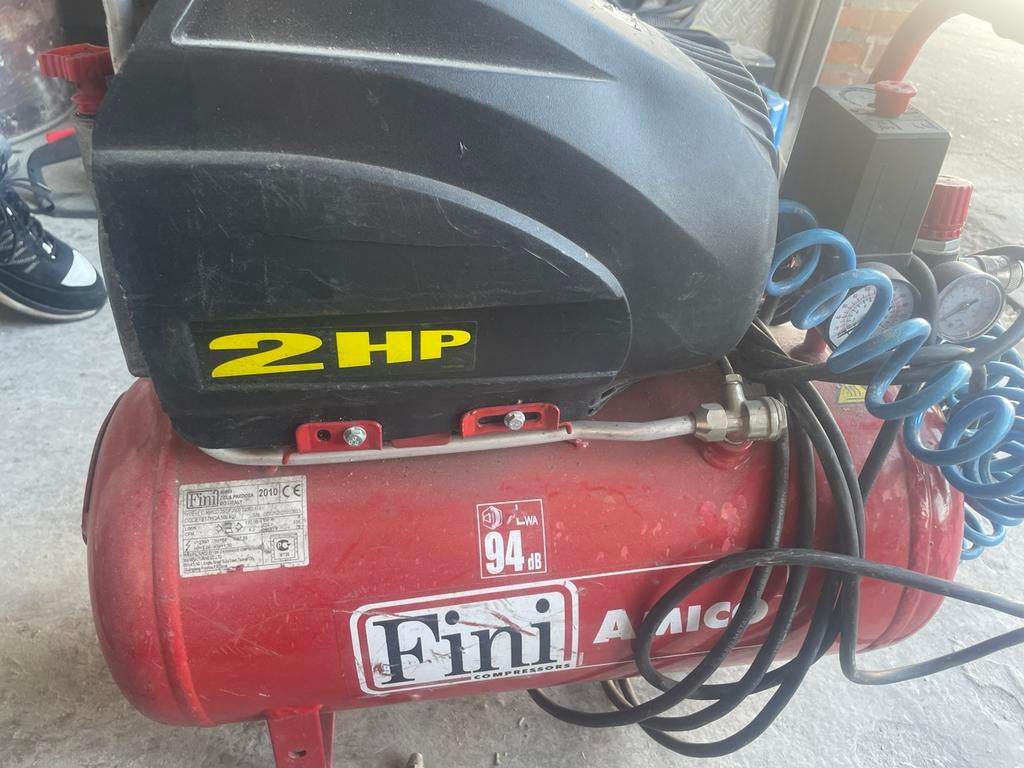 compressor, Doe-het-zelf en Verbouw, 100 liter of meer, Ophalen of Verzenden, Zo goed als nieuw, Minder dan 200 liter/min