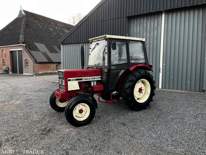 International 533 met cabine Marge, Zakelijke goederen, Agrarisch | Tractoren, 7500 tot 10000, McCormick, tot 80 Pk, Oldtimer