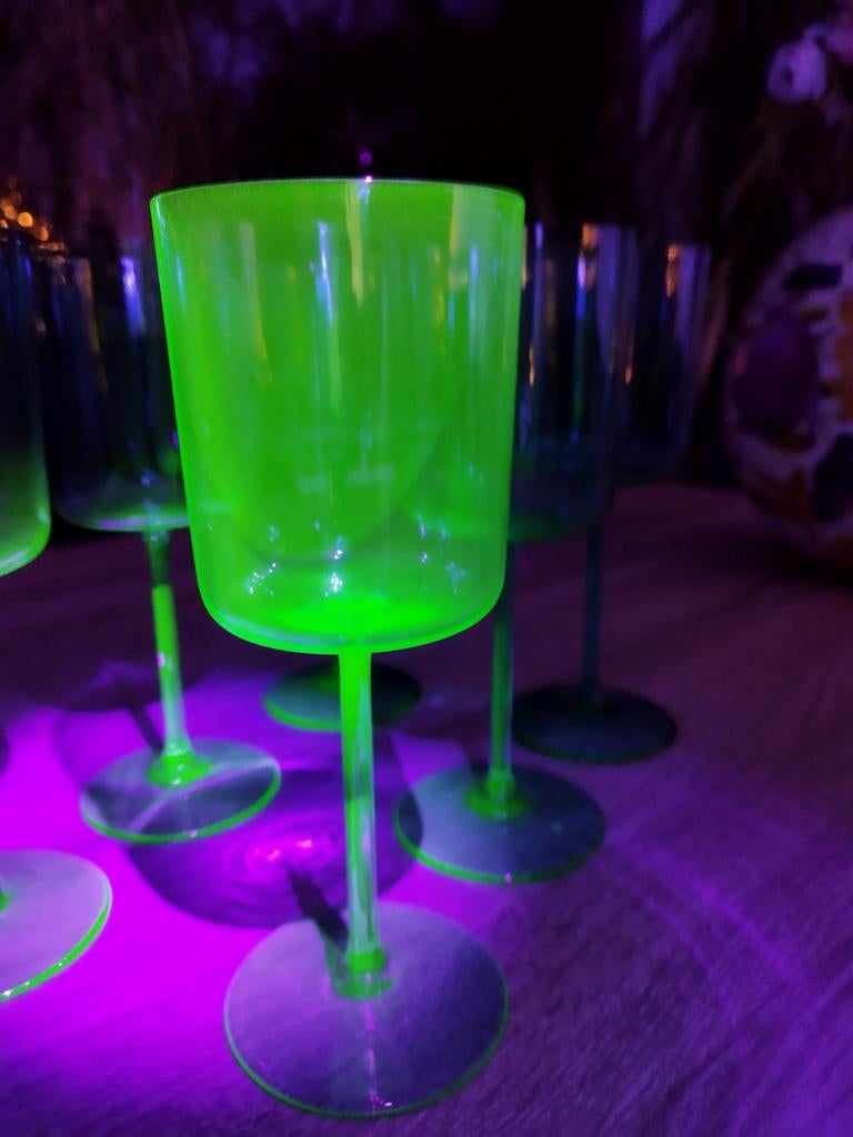 Uranium glas wijnglazen 6 stuks, Ophalen of Verzenden