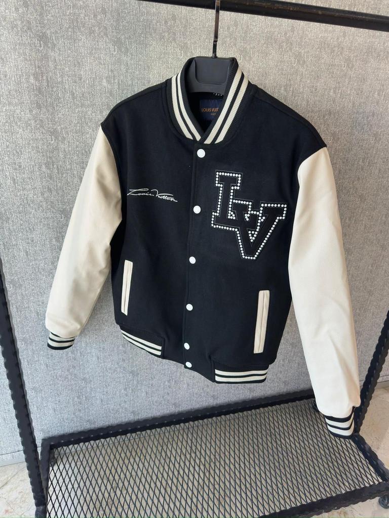 Louis vuitton varsity jacket, Kleding | Heren, Jassen | Zomer, Ophalen of Verzenden, Nieuw, Overige maten, Zwart