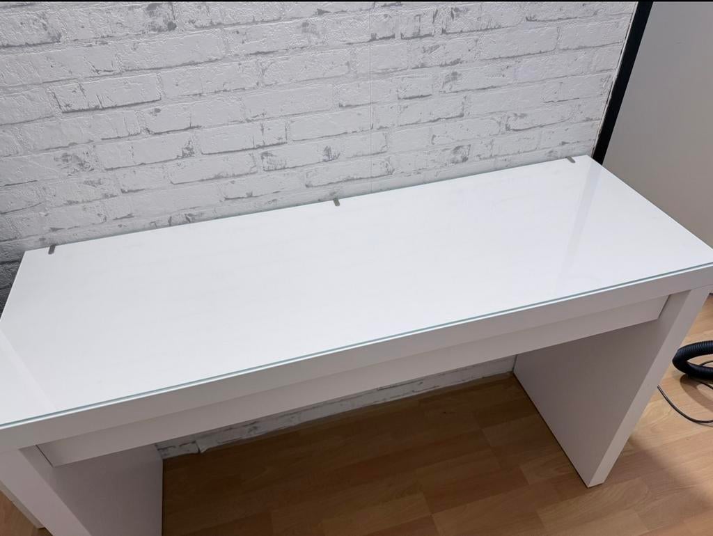 IKEA MALM Kaptafel/Bureau Wit met Glasplaat, Huis en Inrichting, Tafels | Kaptafels, Ophalen, 100 tot 150 cm, Zo goed als nieuw