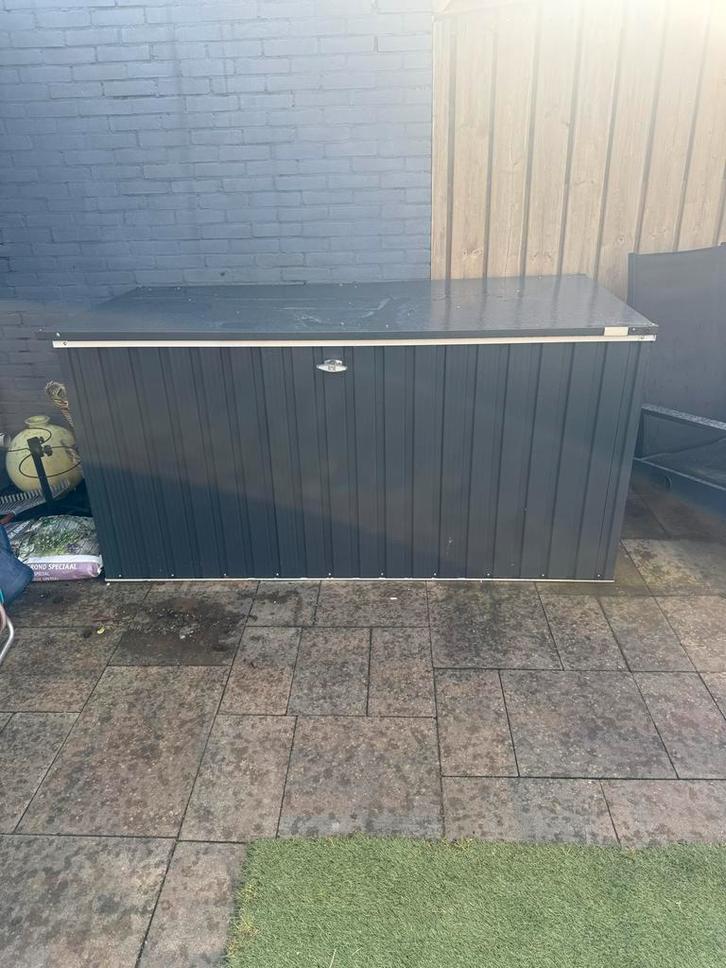 Stalen opbergkist voor tuinkussens, Tuin en Terras, Bergingen en Tuinkasten, Gebruikt, Overige typen, Metaal, Ophalen