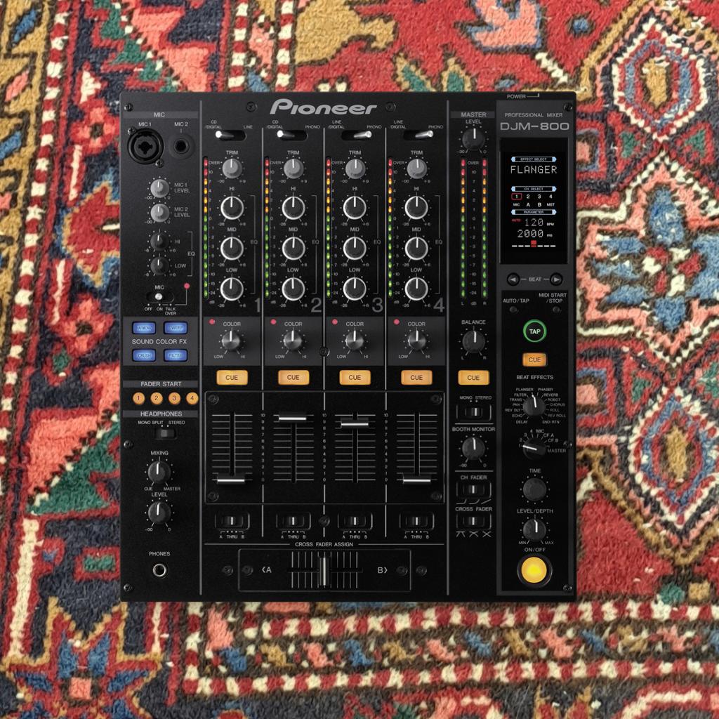 Pioneer DJM-800 + Flightcase - Zeer nette staat!, Ophalen, Gebruikt, Minder dan 5 kanalen