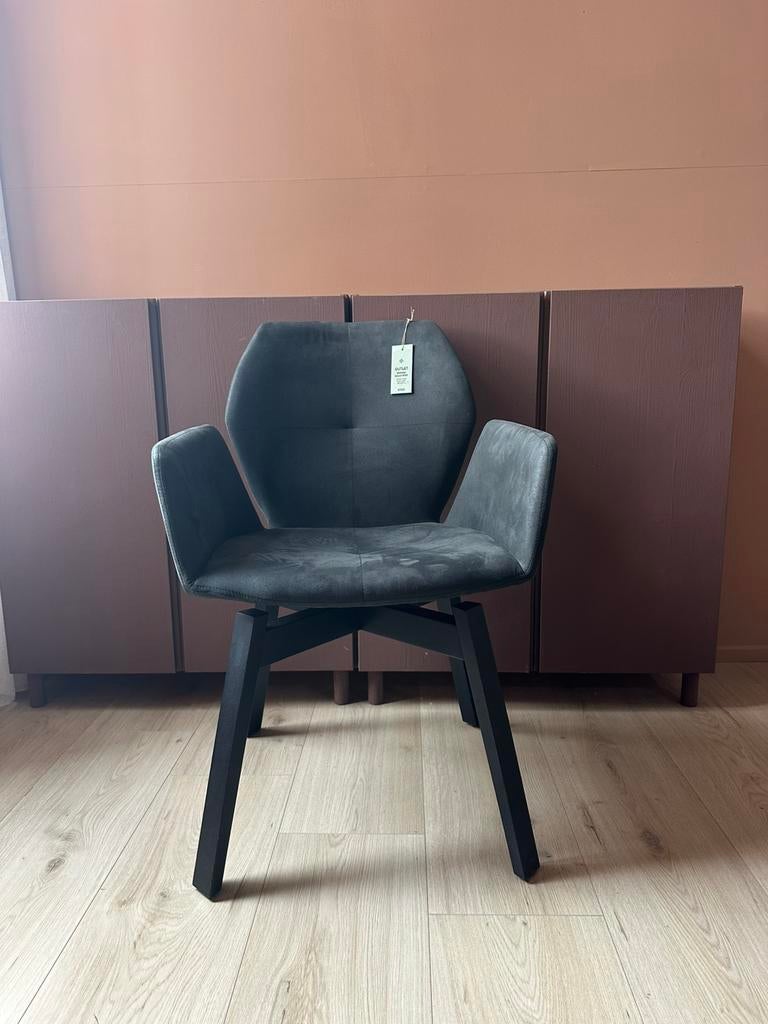 Mobitec Mood #95, Huis en Inrichting, Stoelen, Ophalen, Zo goed als nieuw, Zwart