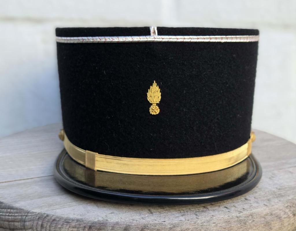 Franse kepie, Verzenden, Landmacht, Overige gebieden, Helm of Baret