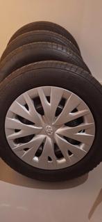 15 inch Toyota Yaris all-weather Bridgestone banden met wiel, Auto-onderdelen, Banden en Velgen, Overige, Gebruikt, 15 inch, Overige